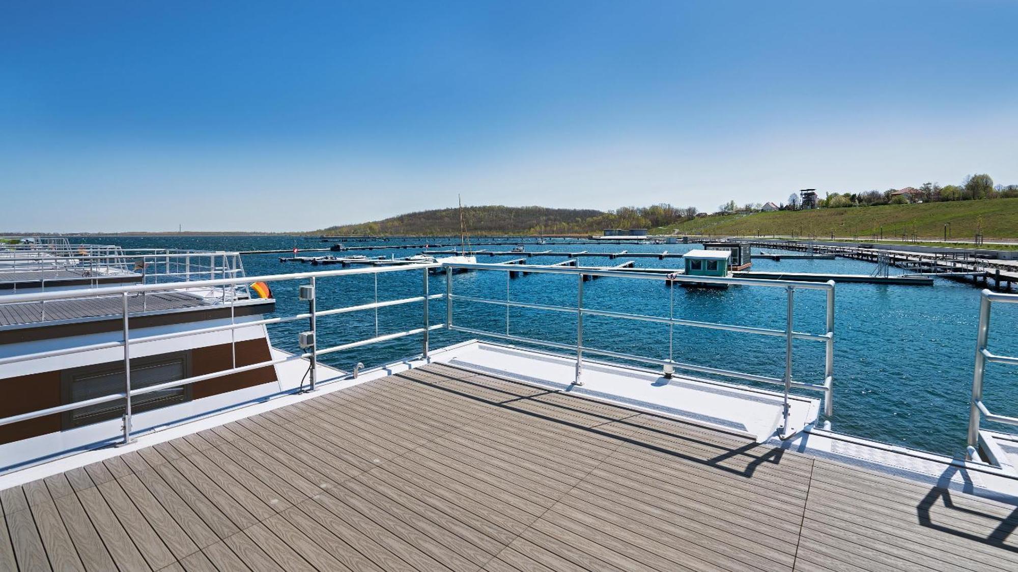 Geiseltalsee Hausboot - Floating House - Hausboot Junior Braunsbedra Bagian luar foto